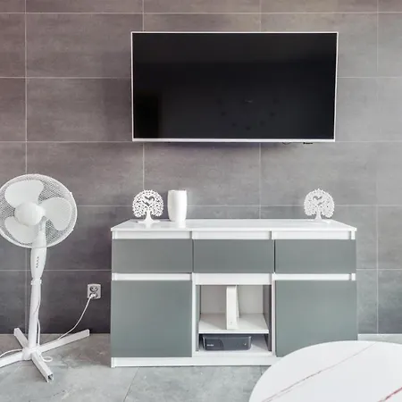 公寓 Z 2 Sypialniami 19 F Perlowa Przystan - 科沃布热格